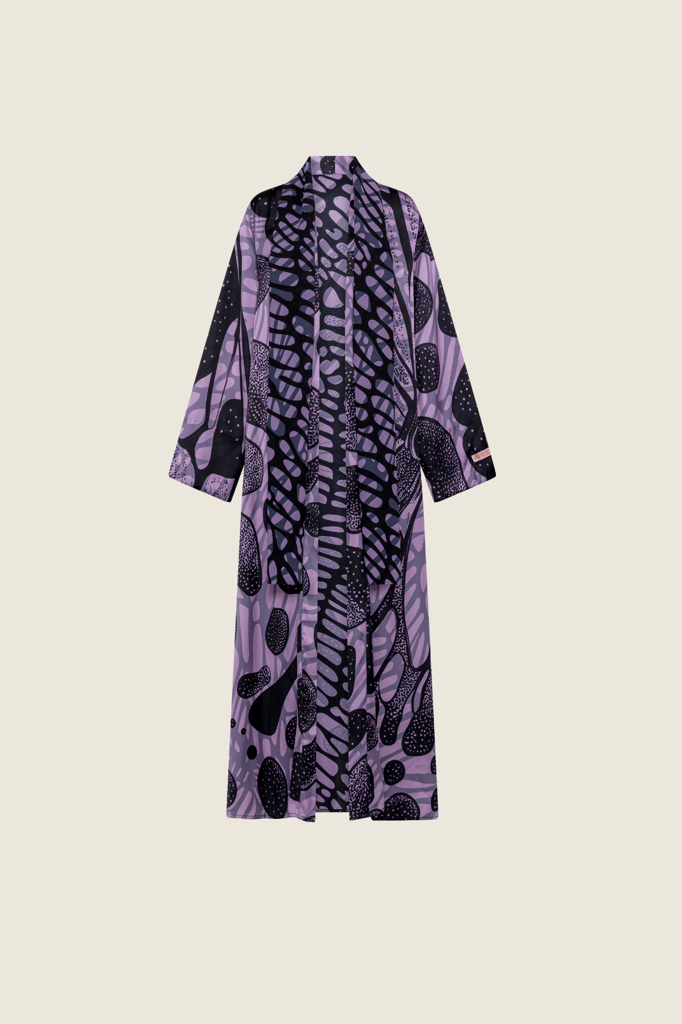 The Reversible Abaya in Metamorphosis