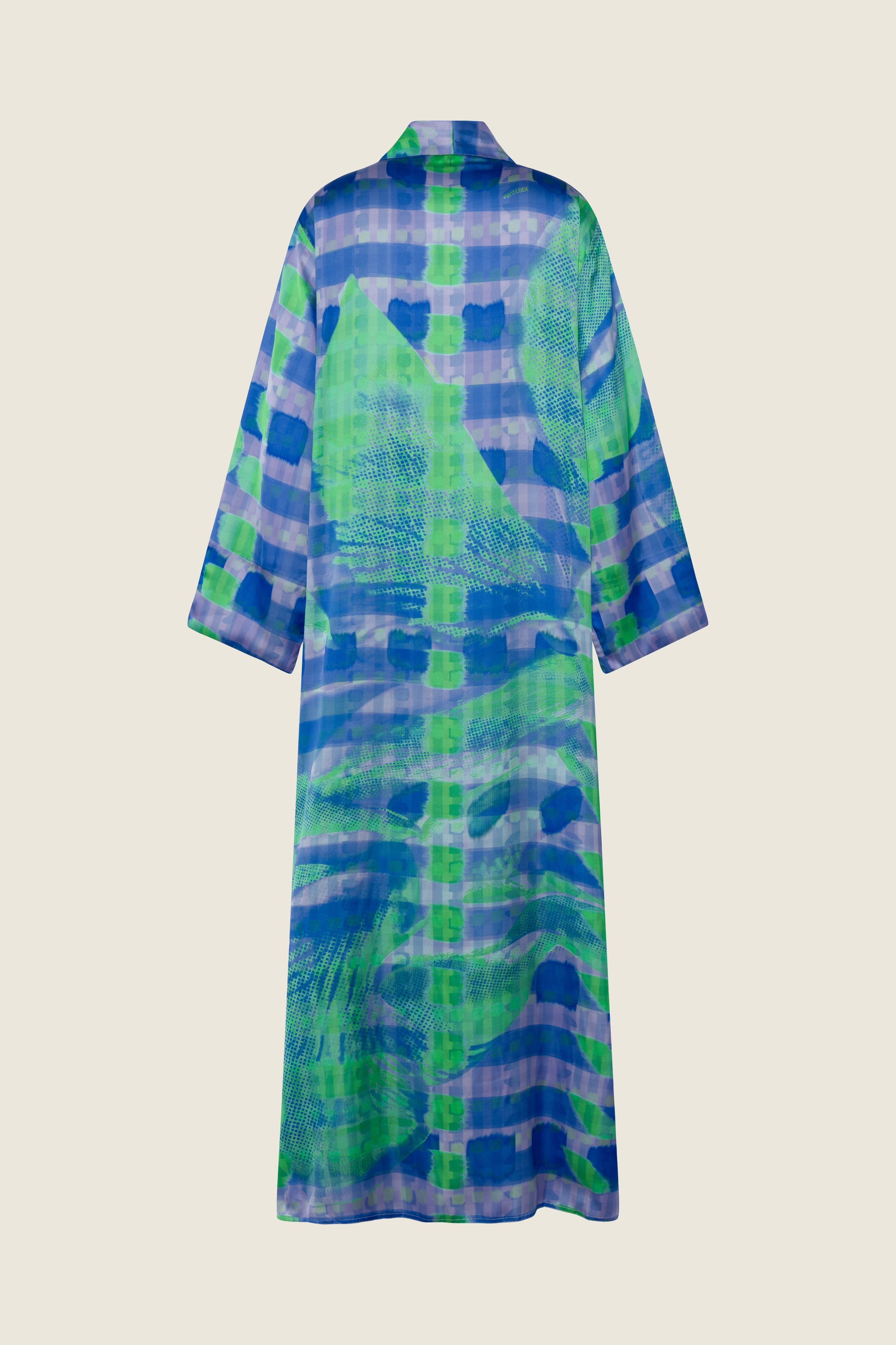 The Reversible Abaya in Checkered Orchid
