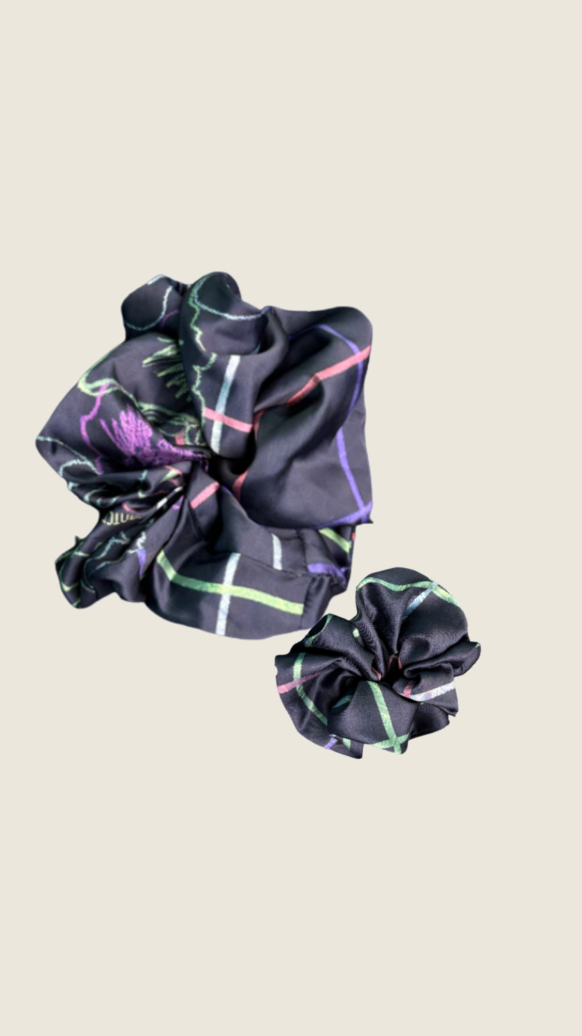 The Scrunchie in Blooming Field