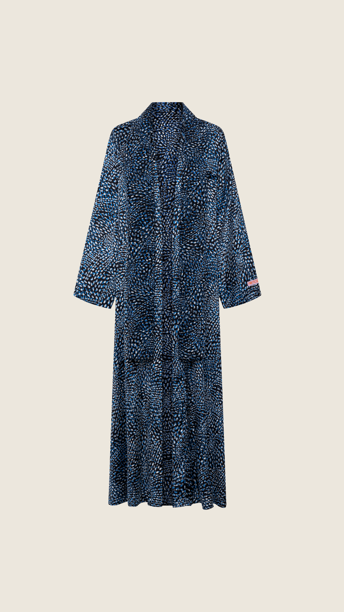 The Abaya in Iconic Dots