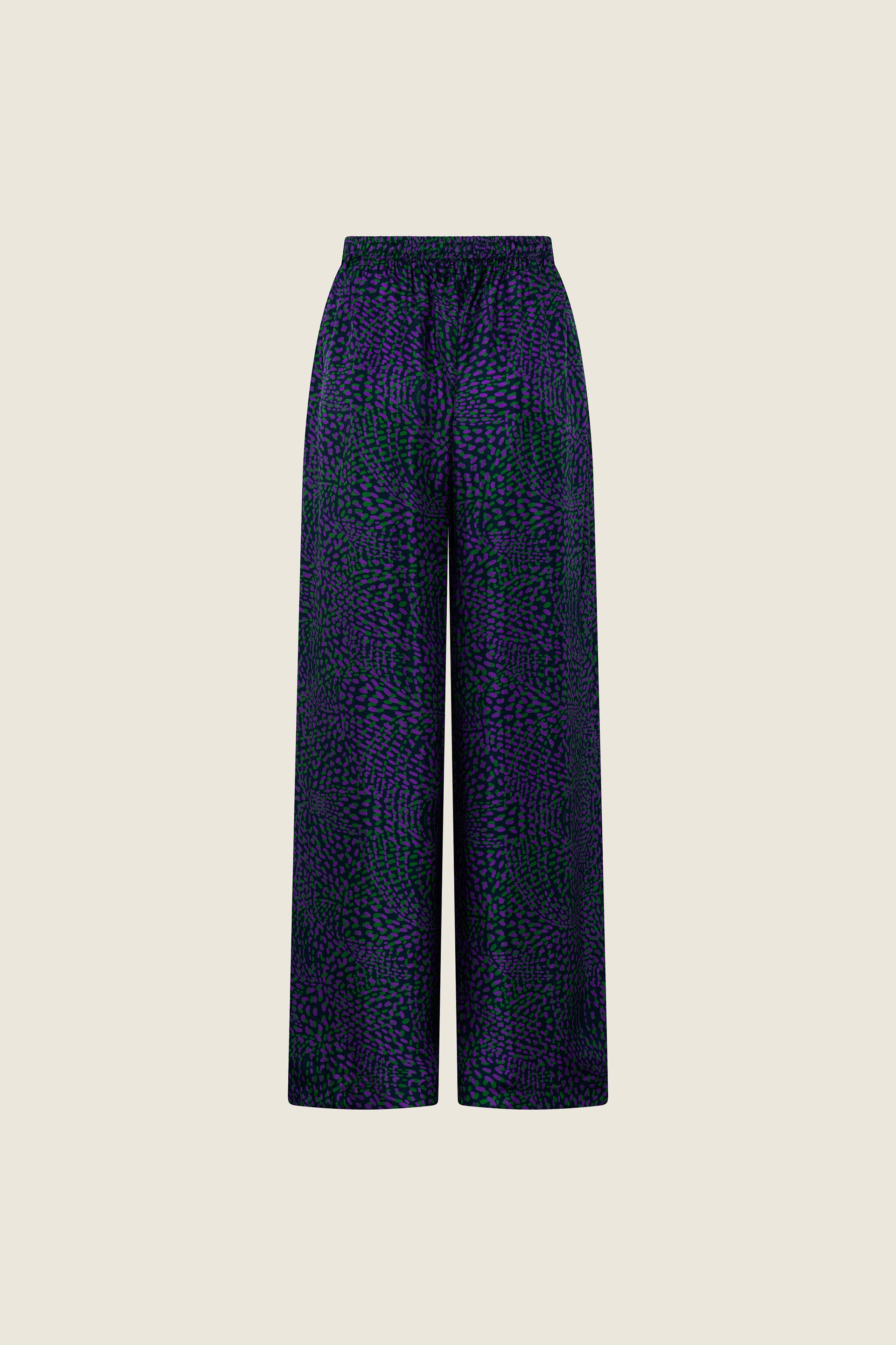 The Pants in Iconic Dots