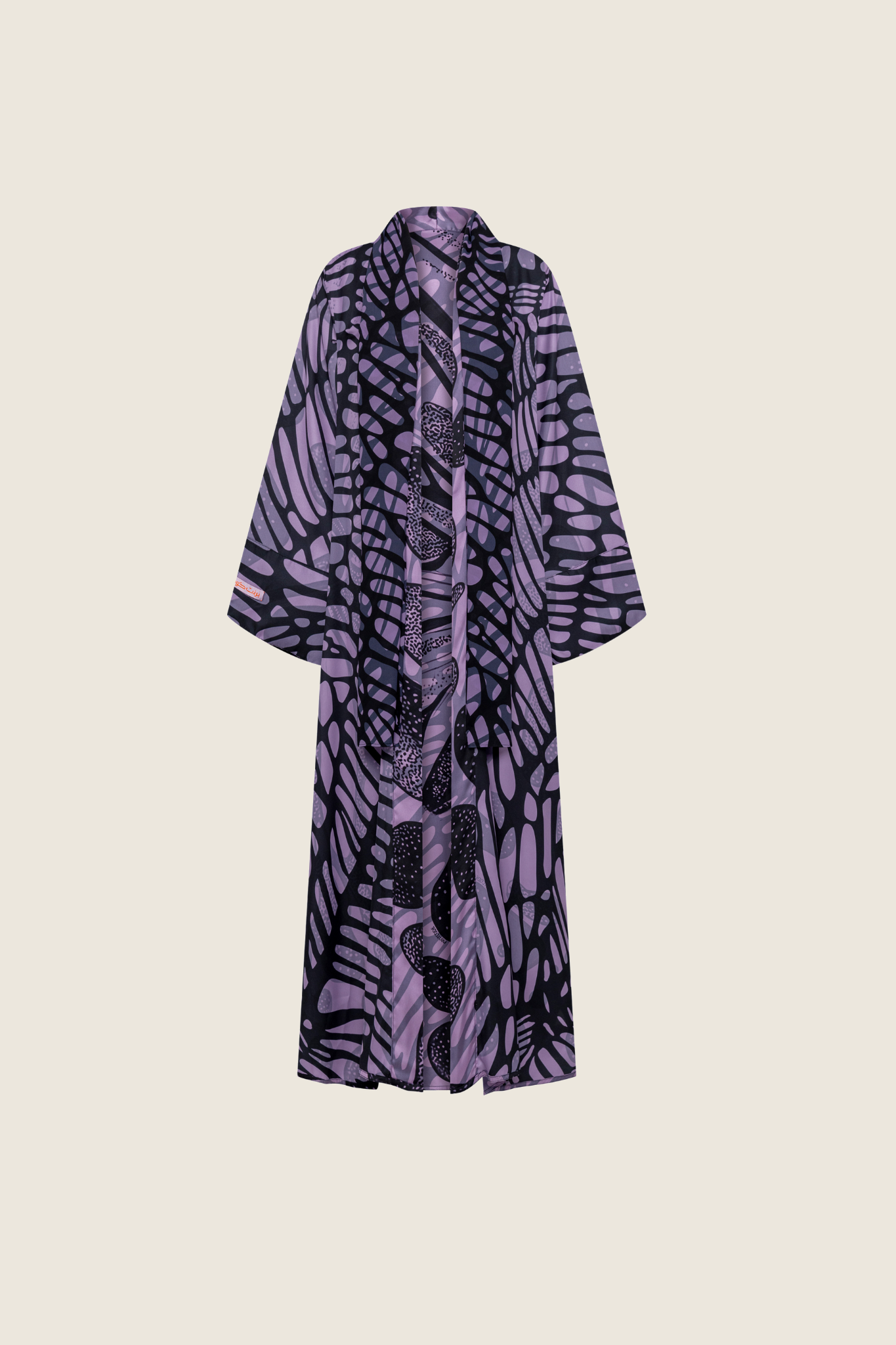 The Reversible Abaya in Metamorphosis