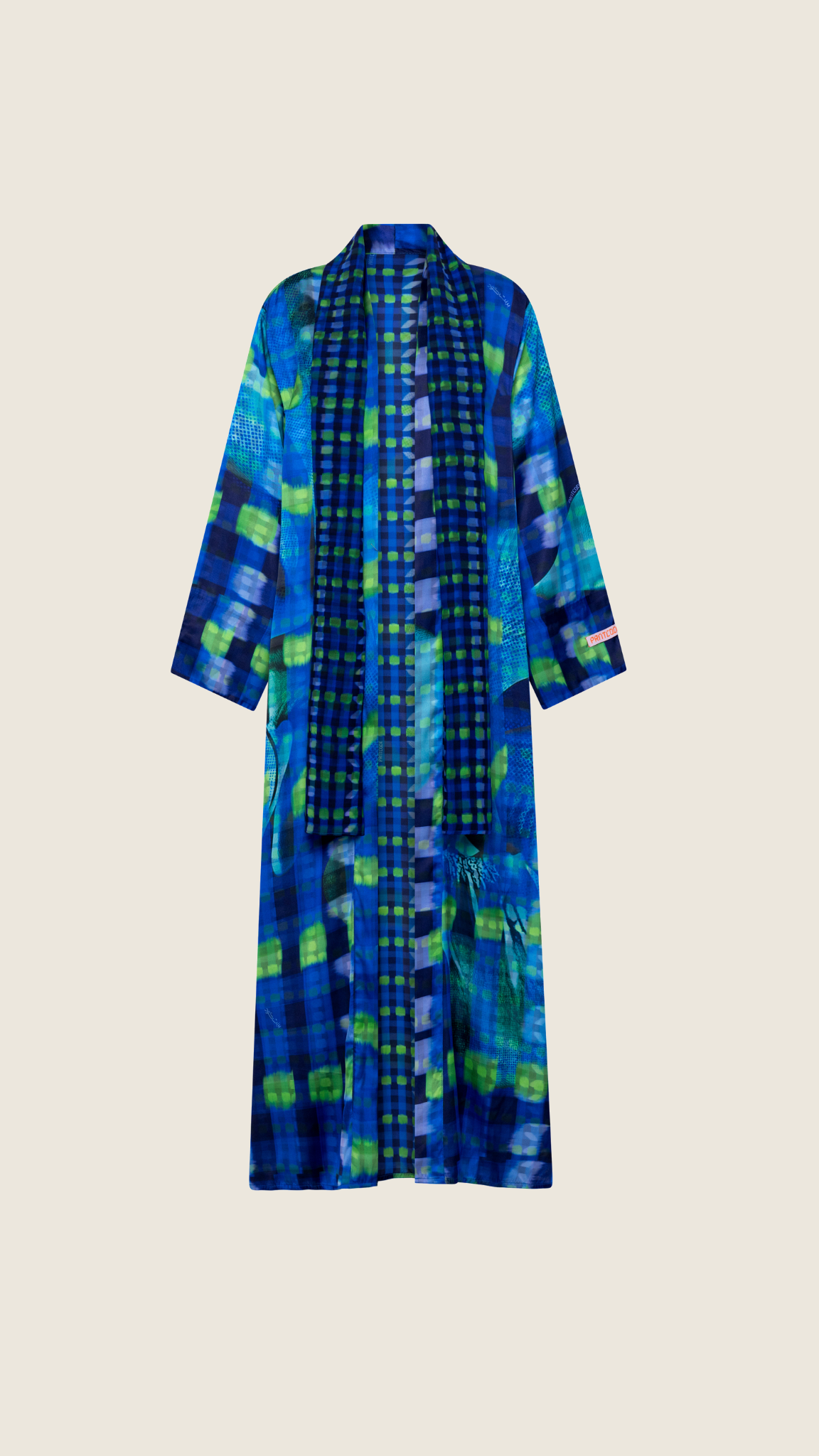 The Reversible Abaya in Checkered Orchid