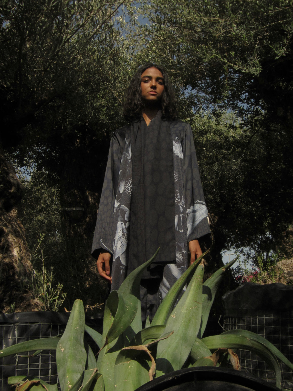 The Reversible Abaya in Polka Dots