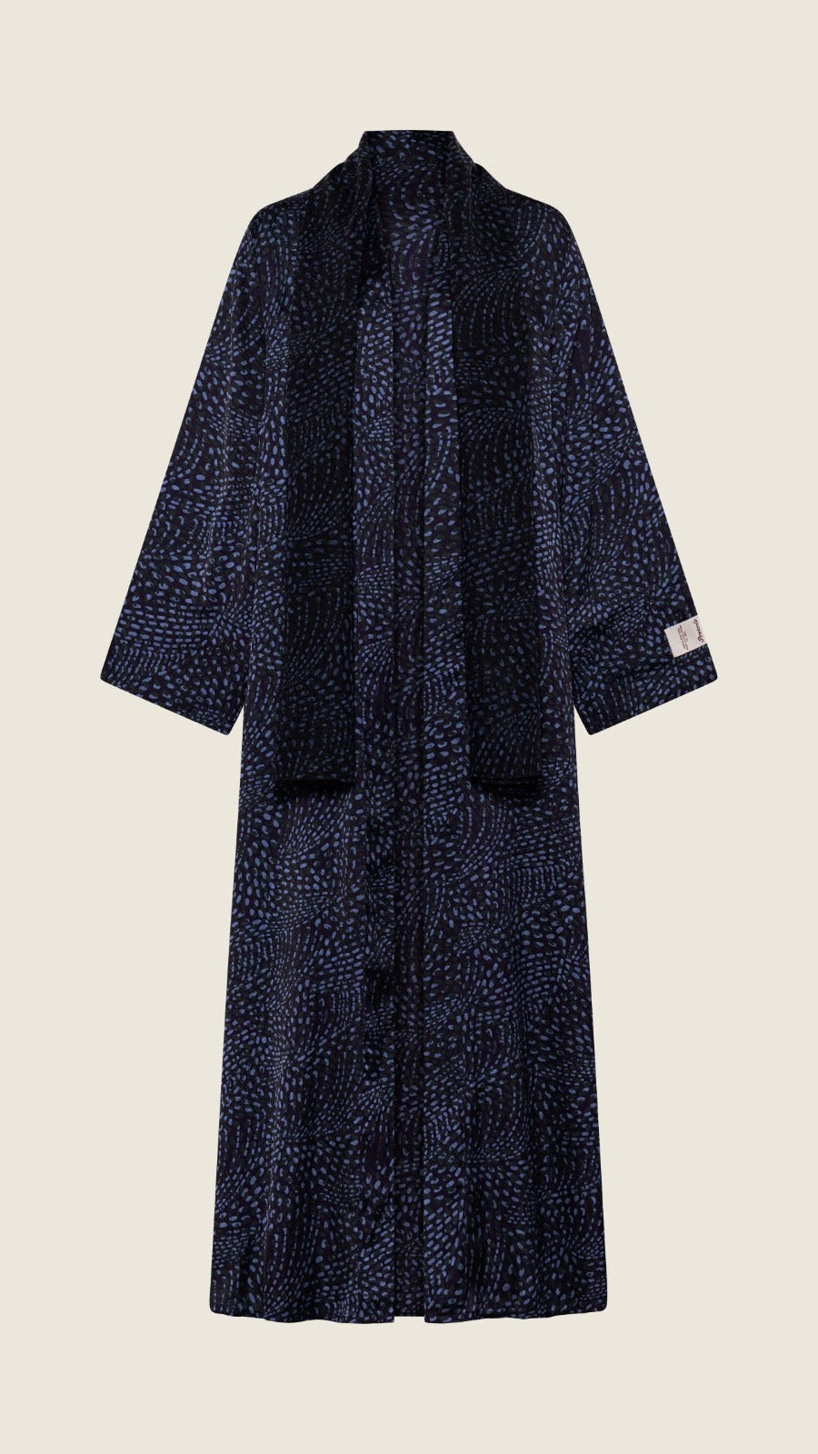 The Abaya in Iconic Dots